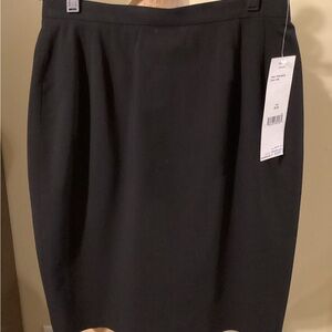 EMANUEL petite black wool skirt, size 8/42
